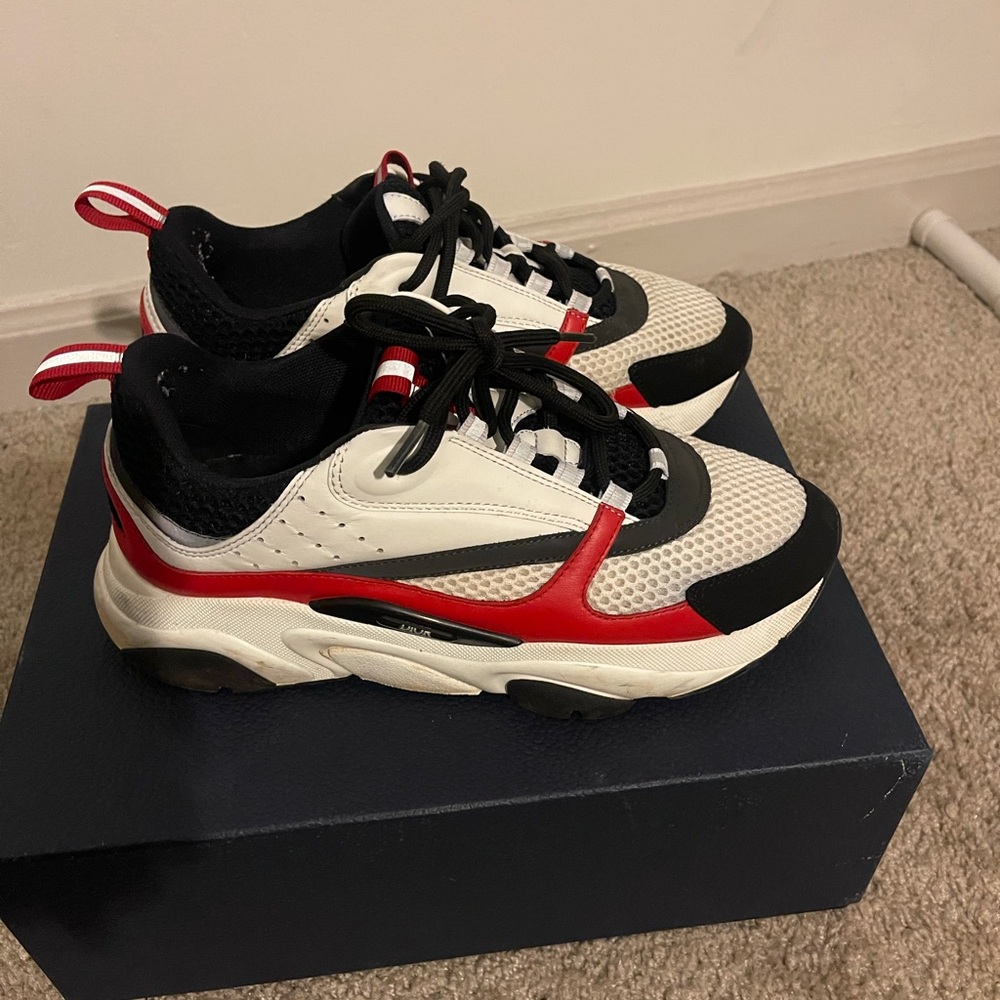 Dior size 42